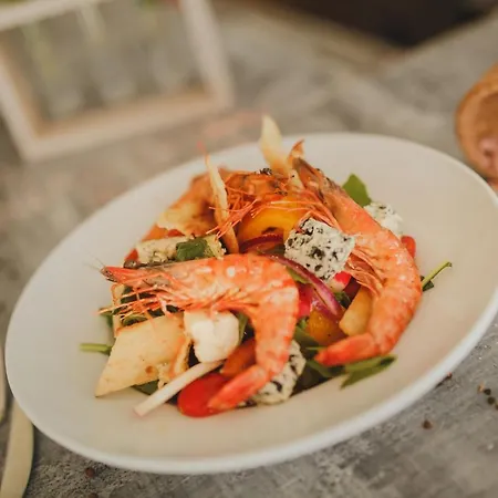 Appartement Spacious One Bedroom In Caesar & Spa, Long