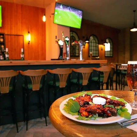 Spacious One Bedroom In Caesar & Spa, Long Appartement