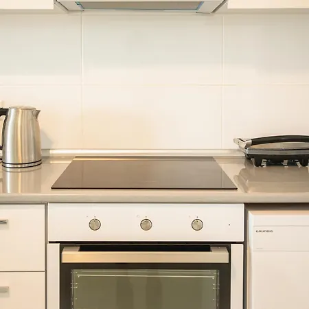 Spacious One Bedroom In Caesar & Spa, Long Apartment Perivolia tou Trikomou