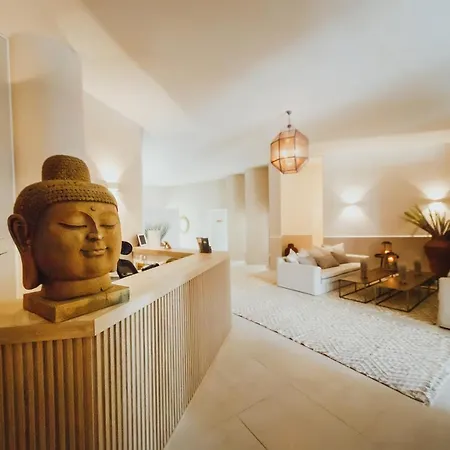 Spacious One Bedroom In Caesar & Spa, Long Apartament *