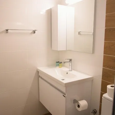 Spacious One Bedroom In Caesar & Spa, Long Perivolia tou Trikomou